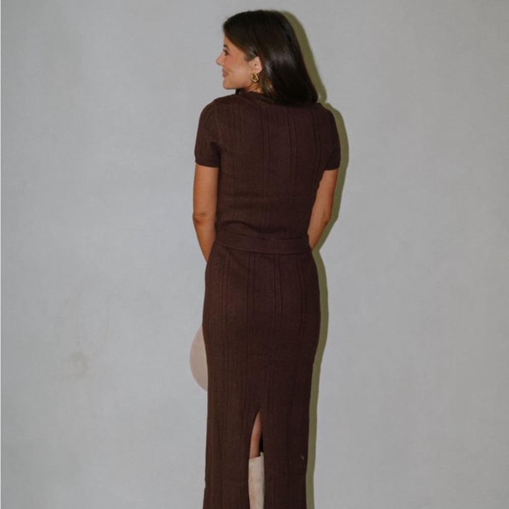 Elegant Brown Knit Maxi Skirt Set